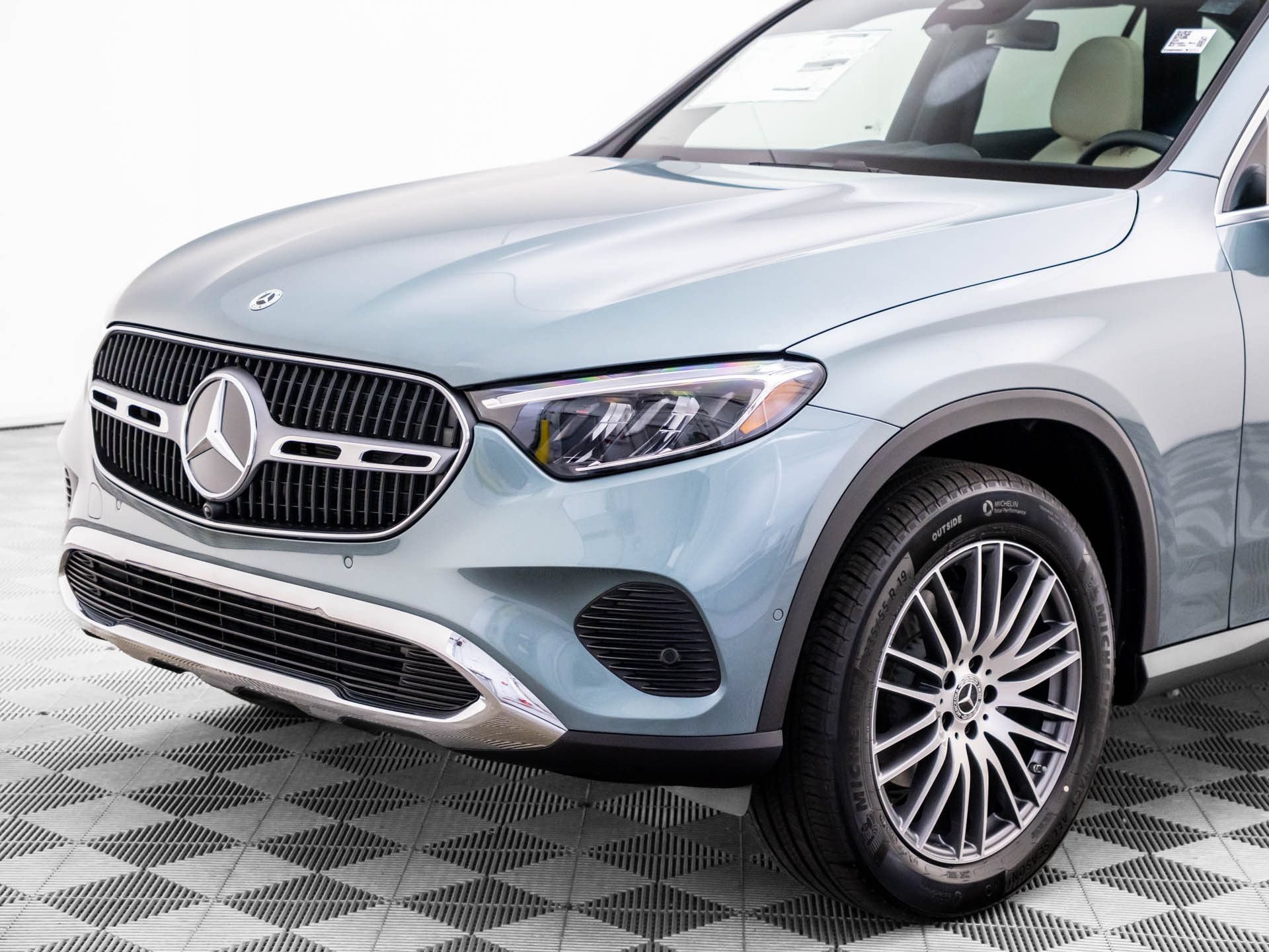 New 2026 Mercedes-Benz GLC 300 4MATIC image 36