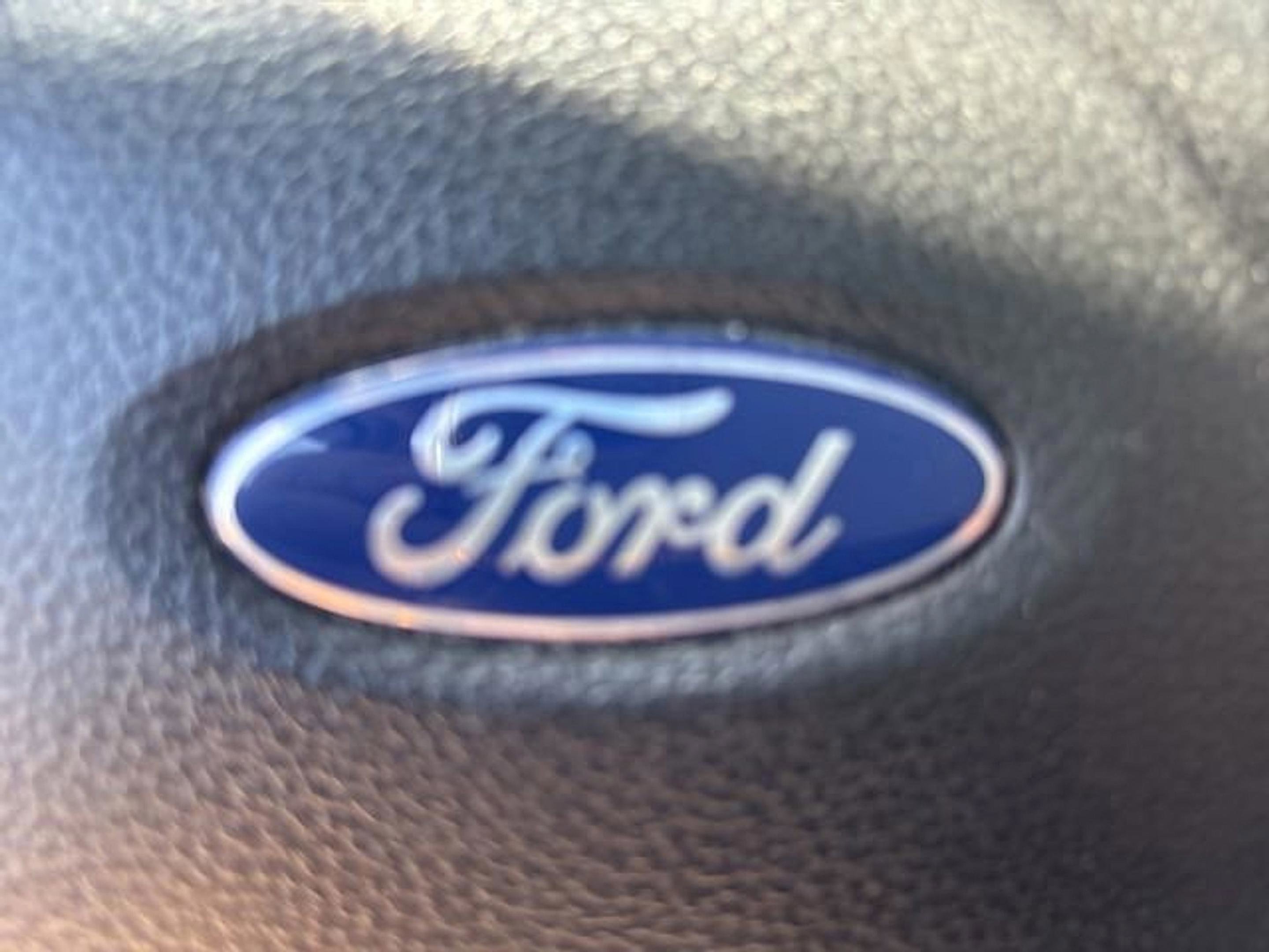 Used 2018 Ford F150 XL w/ Equipment Group 101A Mid AWD/4WD image 14