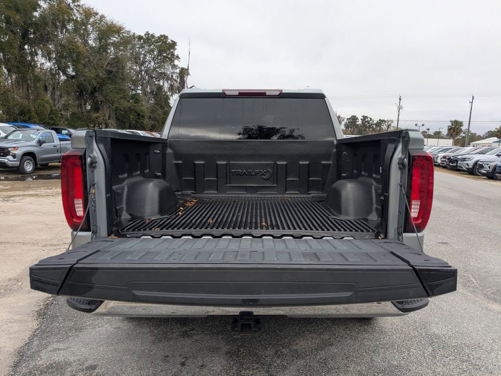 Used 2024 GMC Sierra 1500 SLT image 12