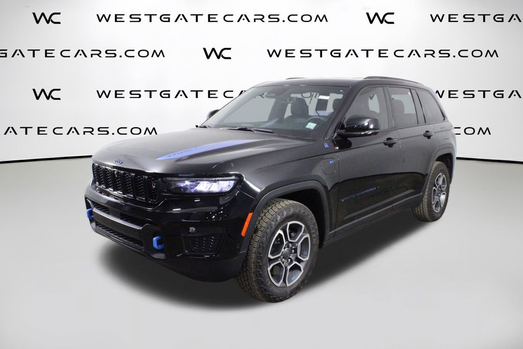 Used 2022 Jeep Grand Cherokee Trailhawk w/ Advanced Protech Group II