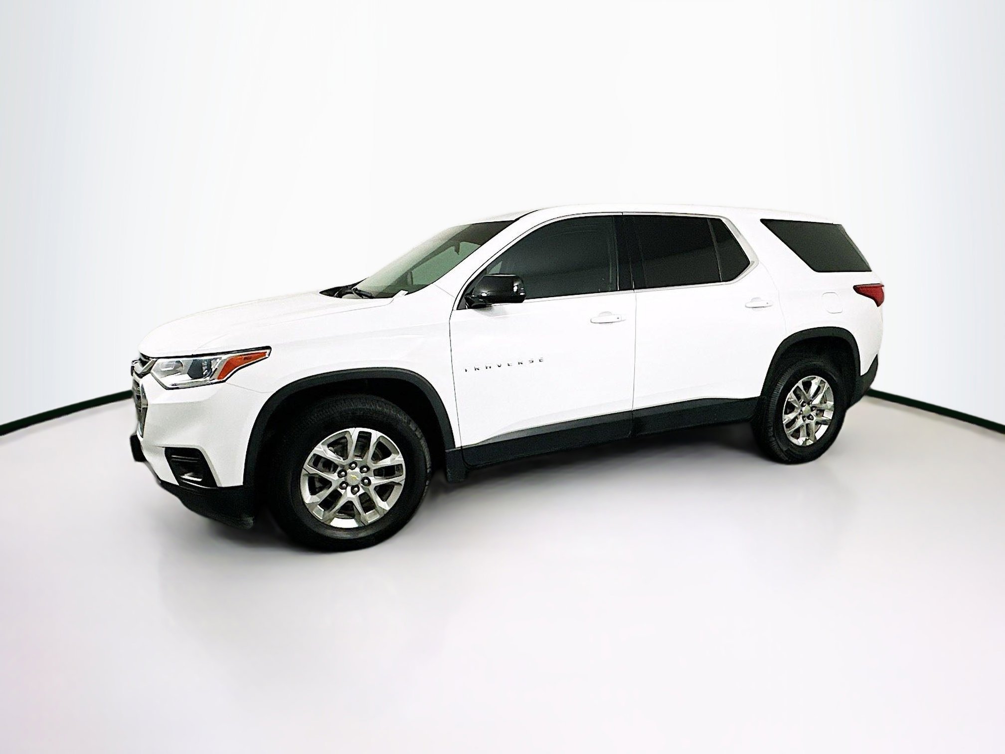 Used 2020 Chevrolet Traverse LS image 4