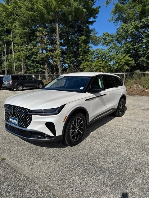 New 2026 Lincoln Nautilus Premier AWD/4WD image 1