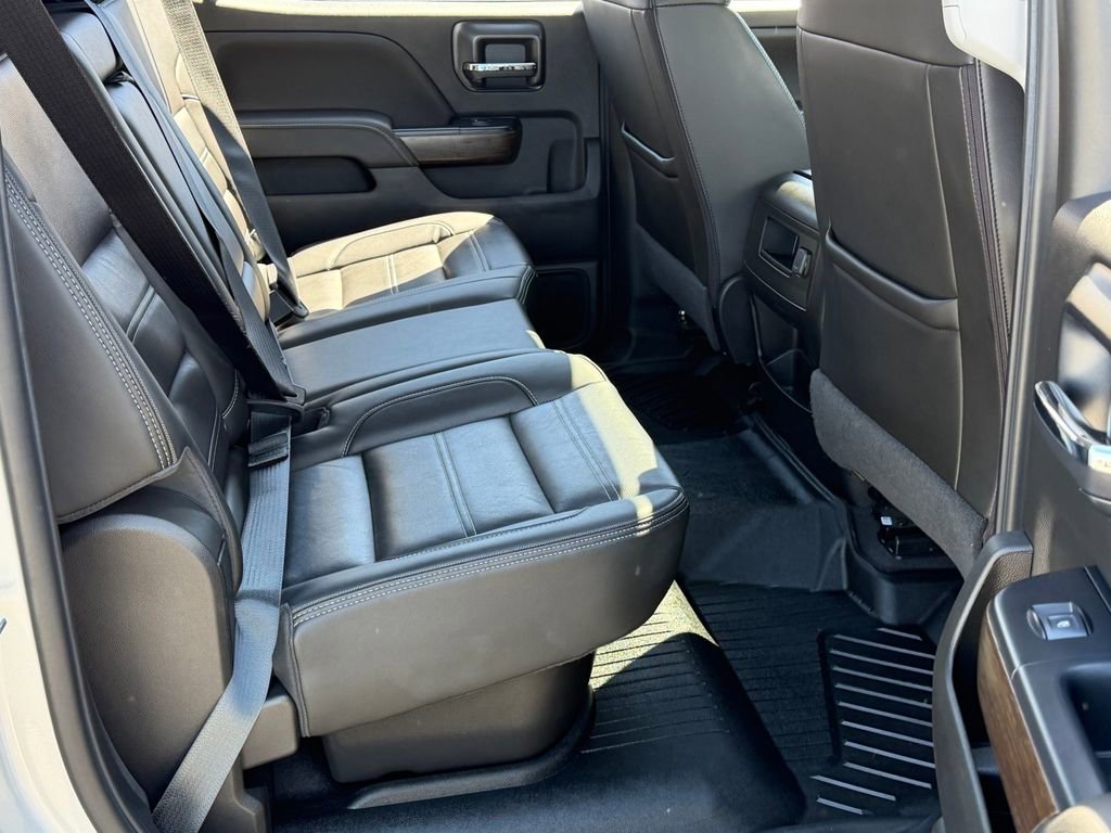 Used 2019 GMC Sierra 3500 Denali w/ Duramax Plus Package image 23