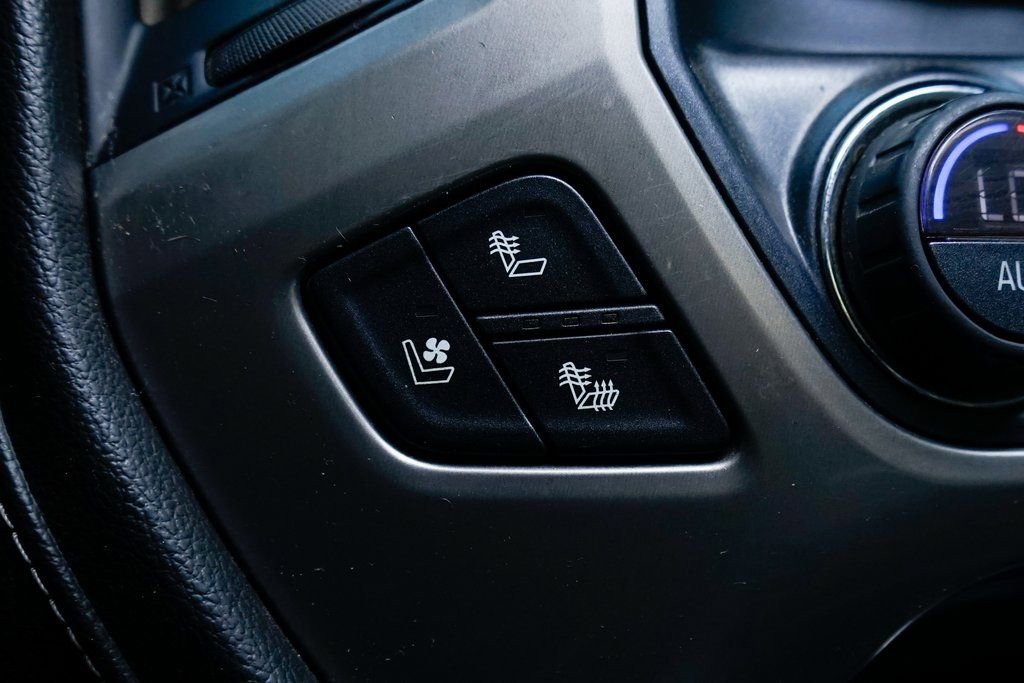 Used 2018 Chevrolet Silverado 3500 High Country w/ Duramax Plus Package image 35