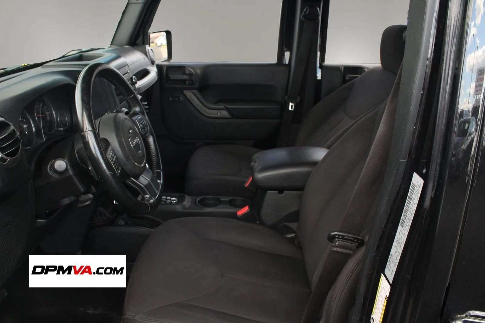 Used 2017 Jeep Wrangler Unlimited Sport w/ Quick Order Package 24S AWD/4WD image 13