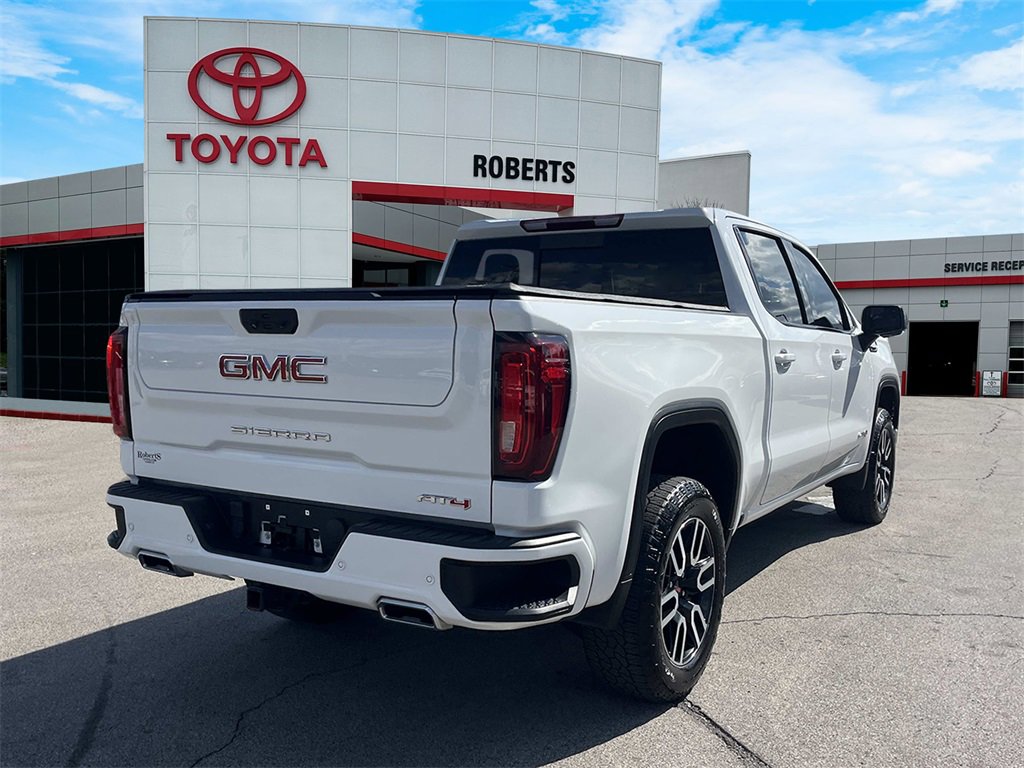 Used 2023 GMC Sierra 1500 AT4 w/ AT4 Preferred Package image 7
