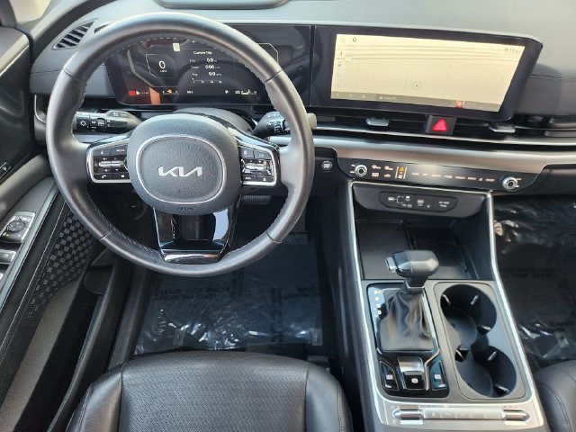 Used 2025 Kia Carnival SX Prestige FWD image 28