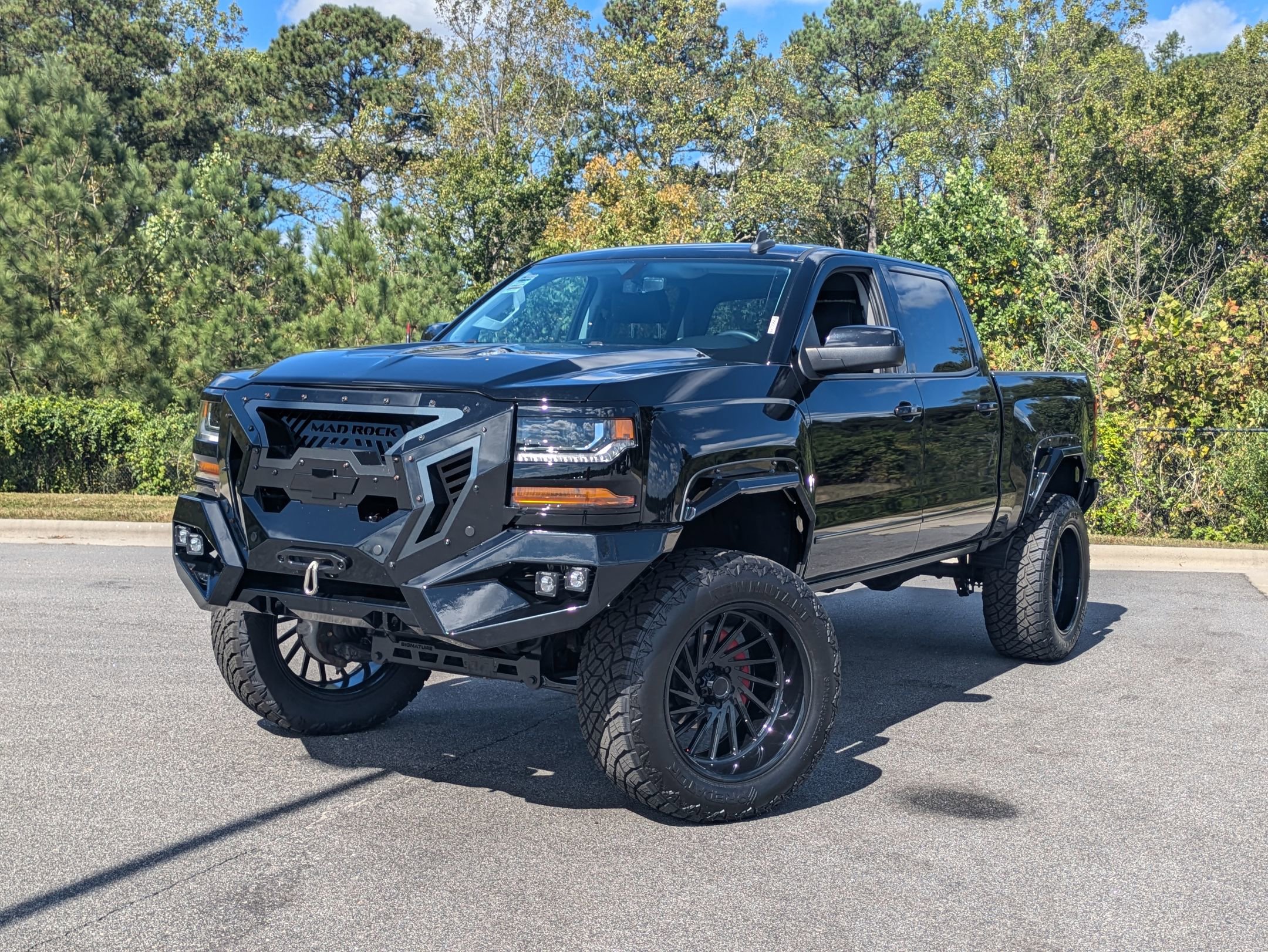 Used 2018 Chevrolet Silverado 1500 LT w/ All Star Edition image 1