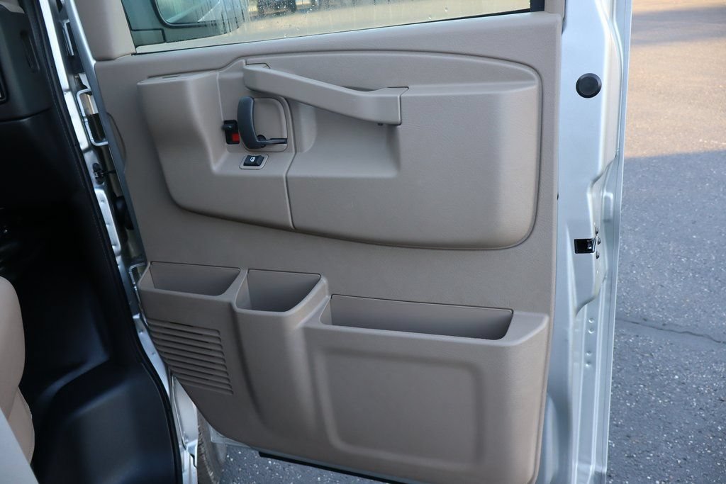 New 2025 Chevrolet Express 3500 w/ Driver Convenience Package RWD image 17