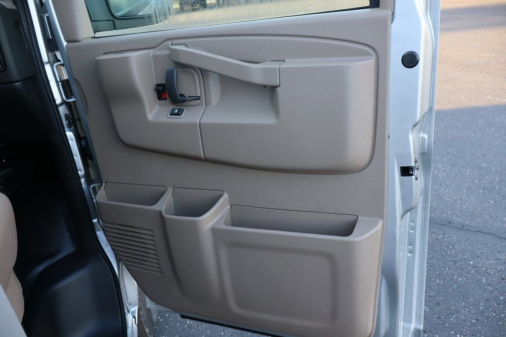 New 2025 Chevrolet Express 3500 w/ Driver Convenience Package RWD image 17