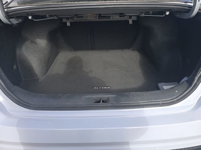 Certified 2024 Nissan Altima 2.5 SR image 9