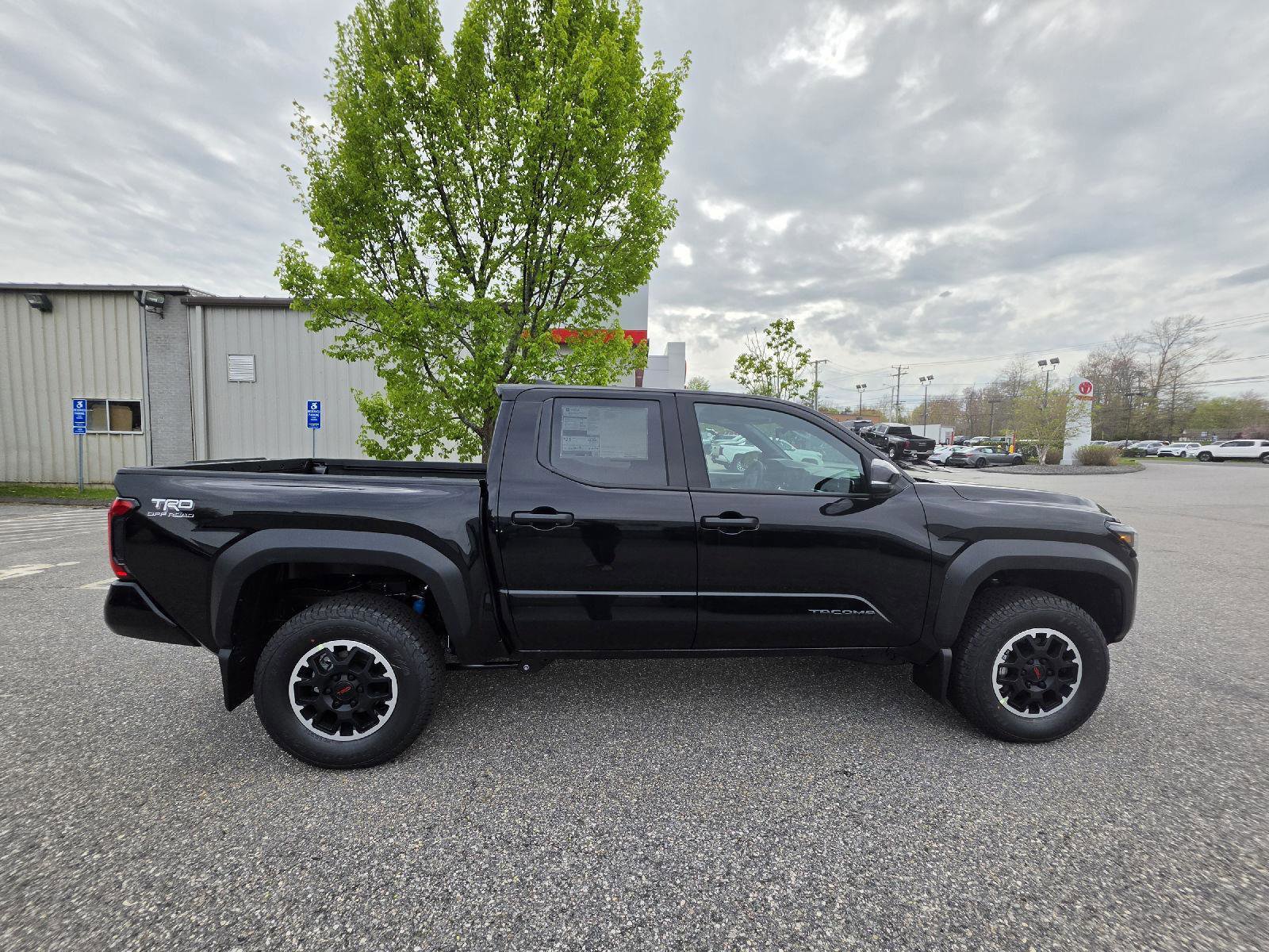 New 2026 Toyota Tacoma TRD Off-Road AWD/4WD image 2