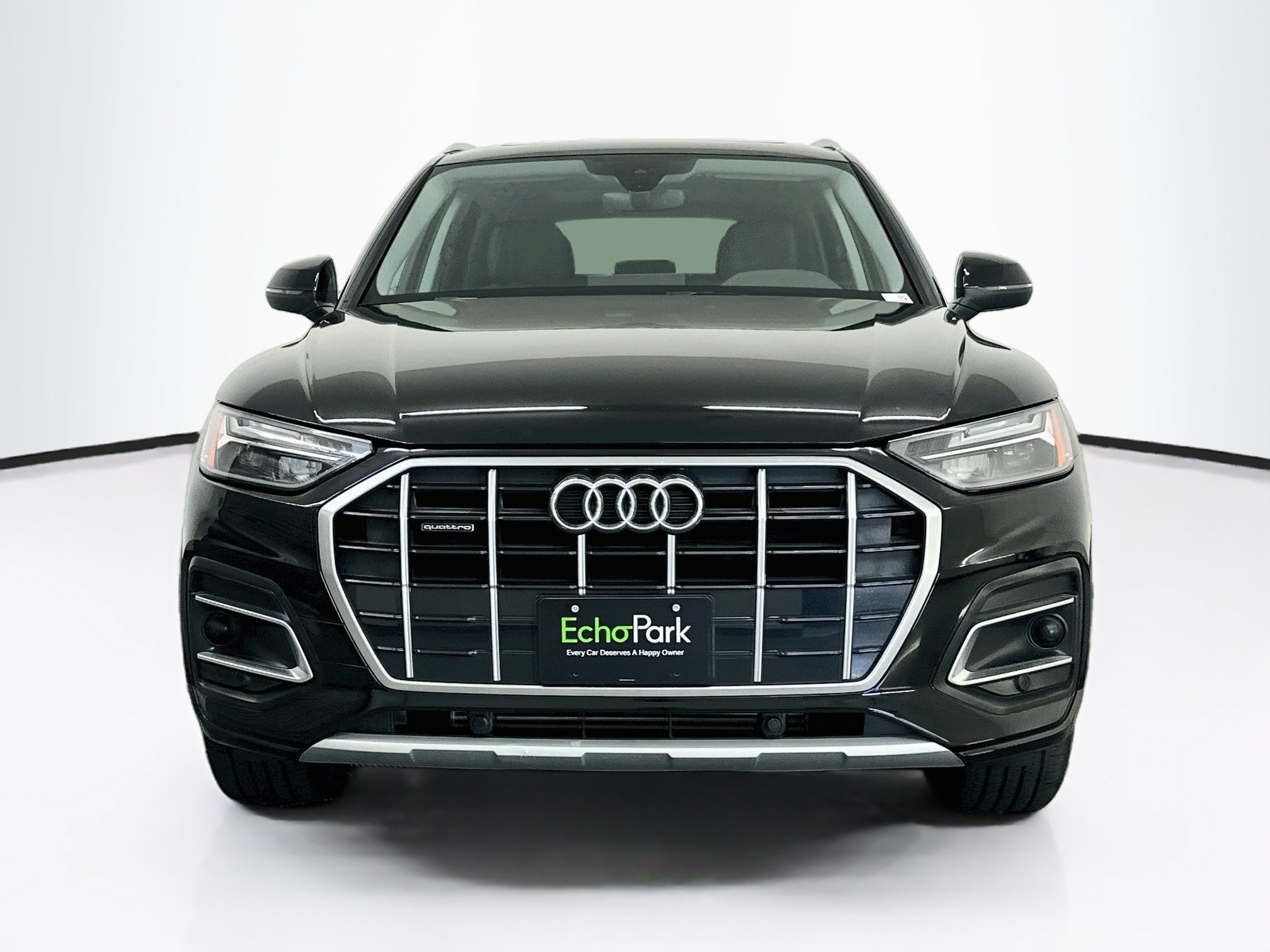 Used 2023 Audi Q5 2.0T Premium w/ Convenience Package AWD/4WD image 2