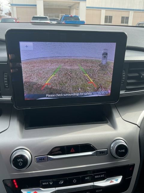 Used 2023 Ford Explorer XLT w/ Equipment Group 202A image 27