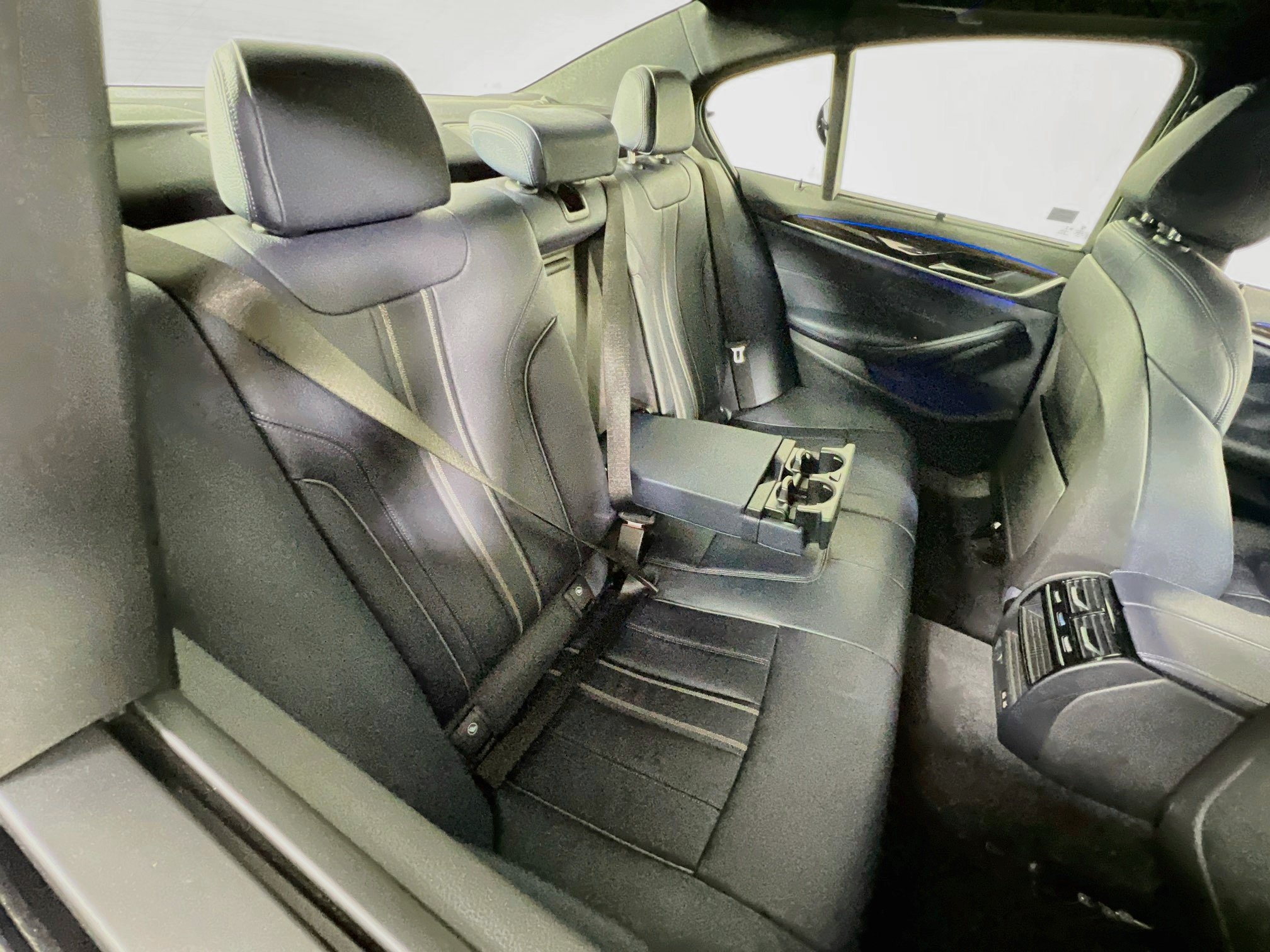 Used 2020 BMW 540i xDrive w/ Executive Package AWD/4WD image 27