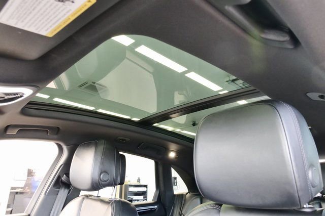 Used 2021 Porsche Macan image 32