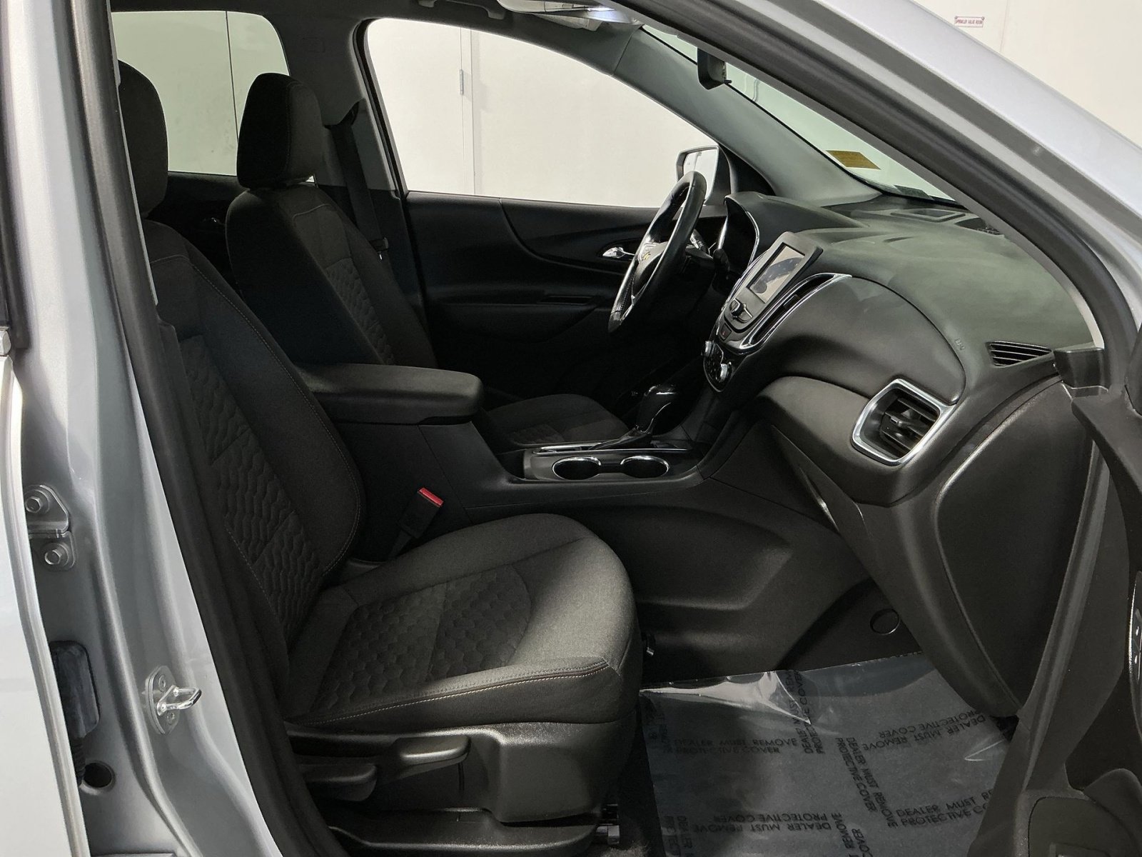 Used 2020 Chevrolet Equinox LT FWD image 26