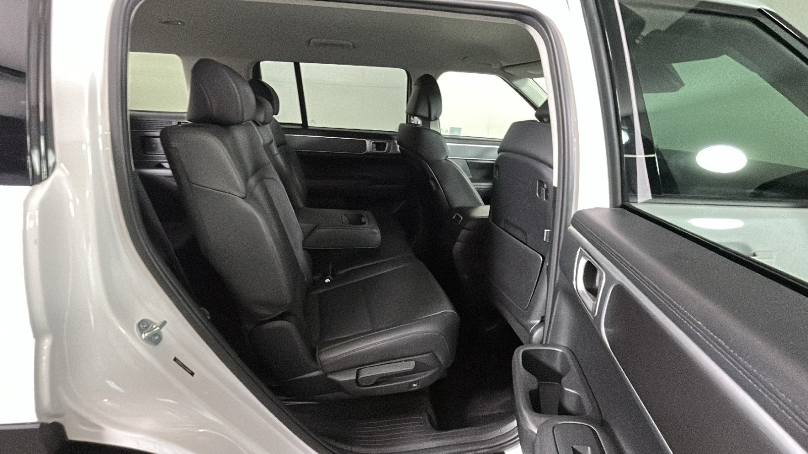 Used 2026 Hyundai Santa Fe SEL AWD/4WD image 34