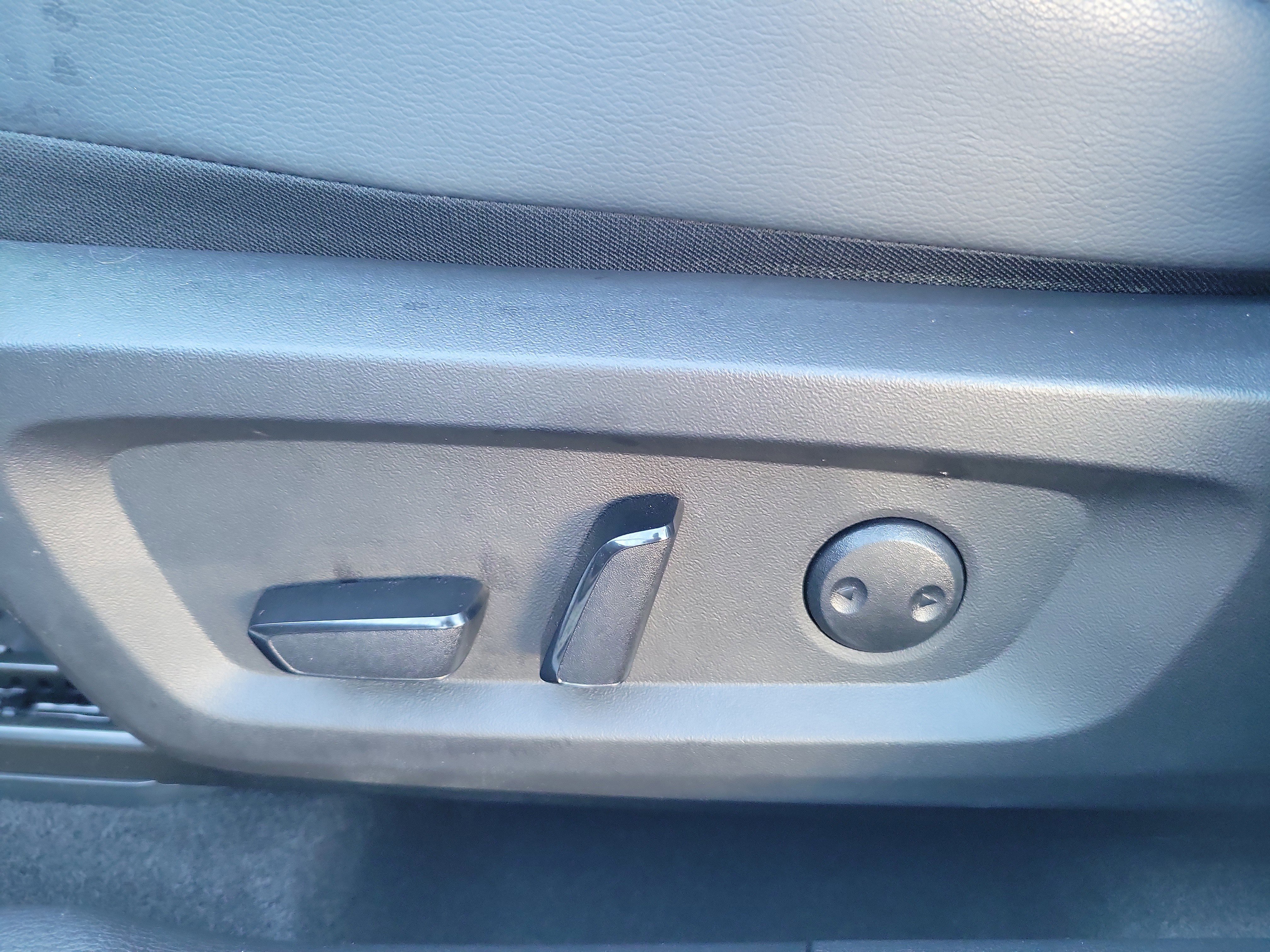 Used 2024 Mitsubishi Outlander SEL image 20