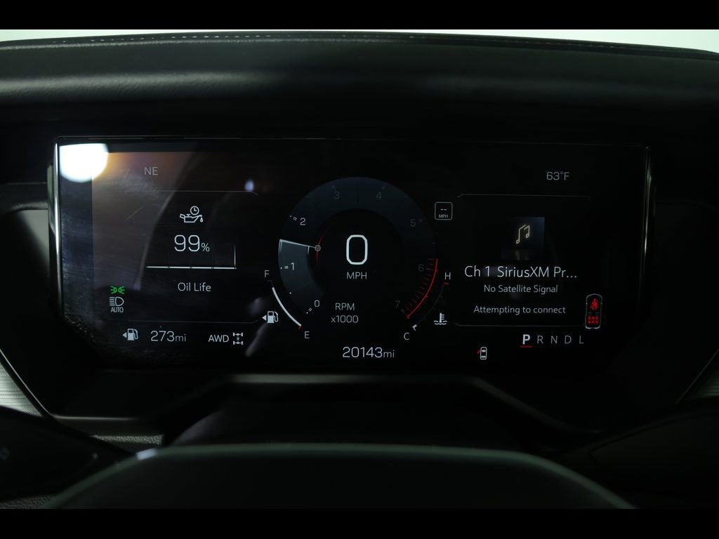 Used 2025 GMC Acadia Elevation image 25