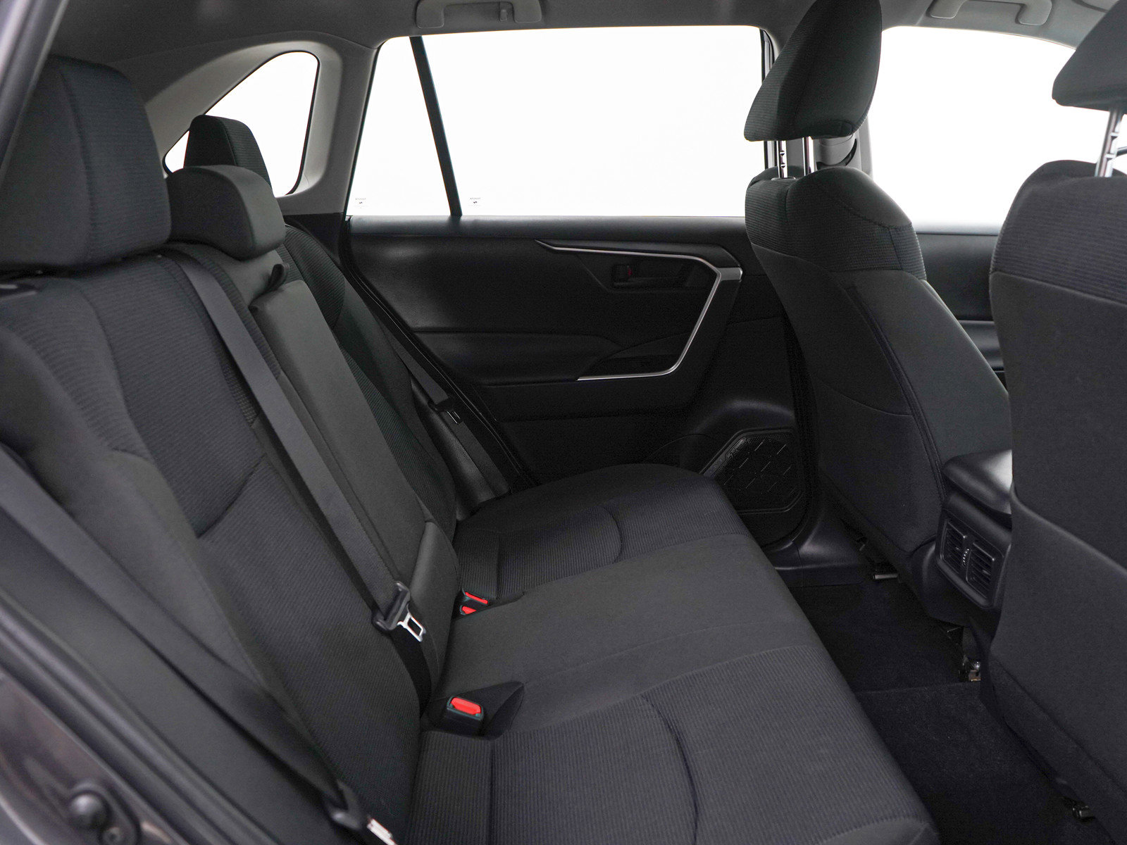 Used 2025 Toyota RAV4 LE AWD/4WD image 12