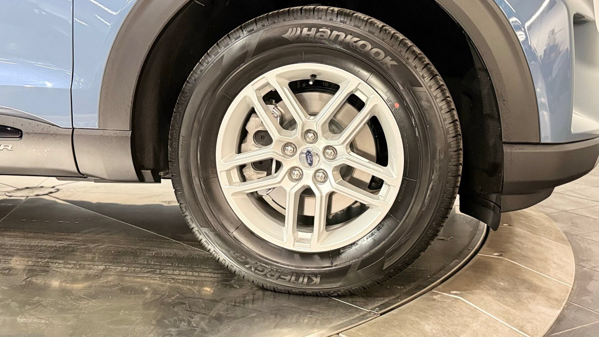 New 2026 Ford Explorer Active AWD/4WD image 21
