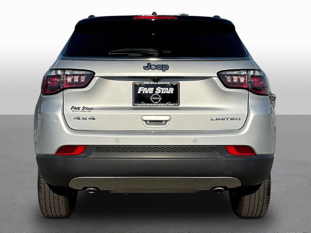 Used 2024 Jeep Compass Limited AWD/4WD image 6
