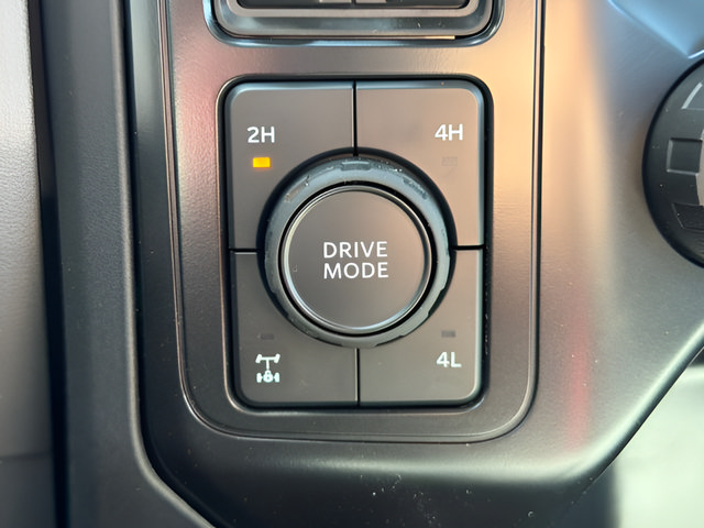 New 2026 Ford F350 XL w/ FX4 Off-Road Package AWD/4WD image 6