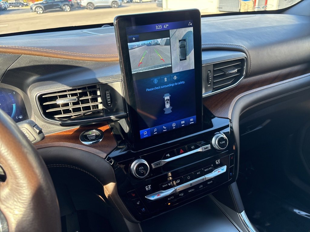 Used 2021 Ford Explorer King Ranch w/ Premium Technology Package image 30