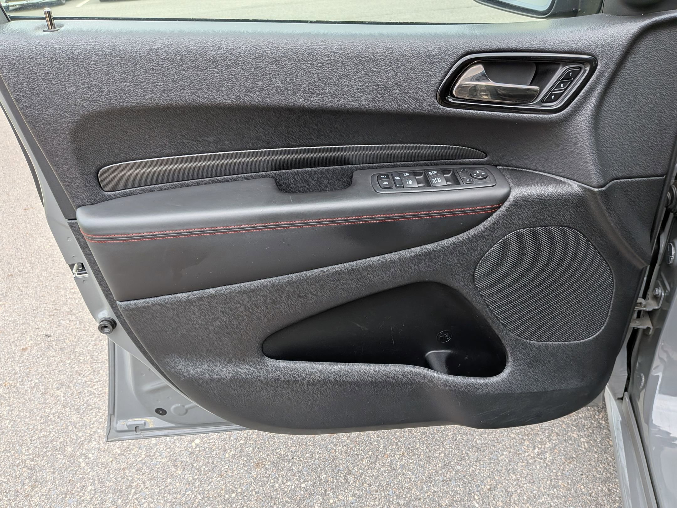 Used 2024 Dodge Durango GT image 11