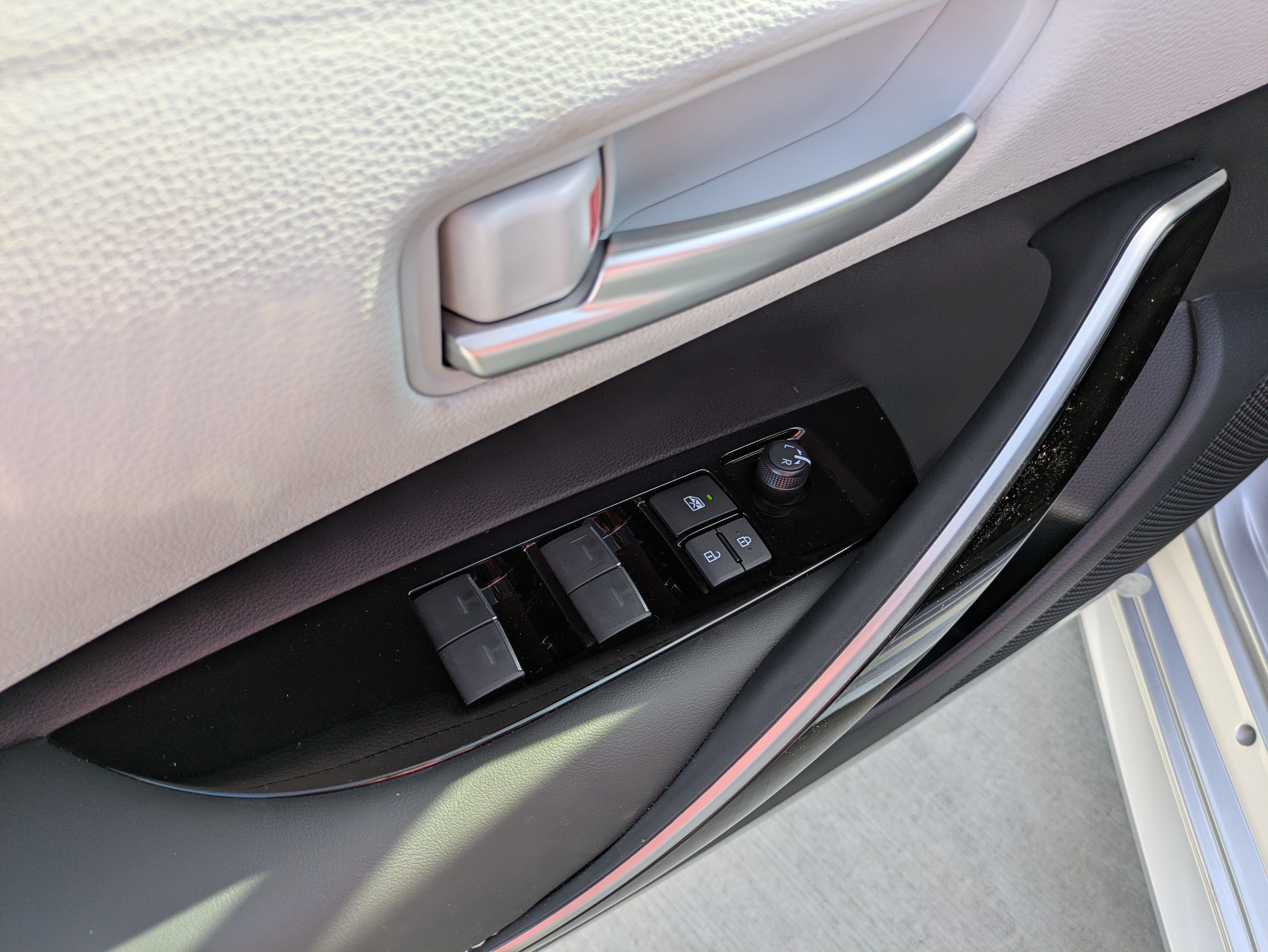 New 2026 Toyota Corolla XSE image 13