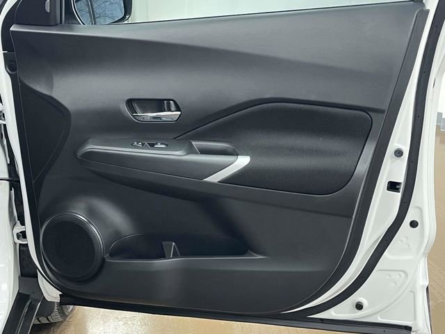 Used 2024 Nissan Kicks SV image 26