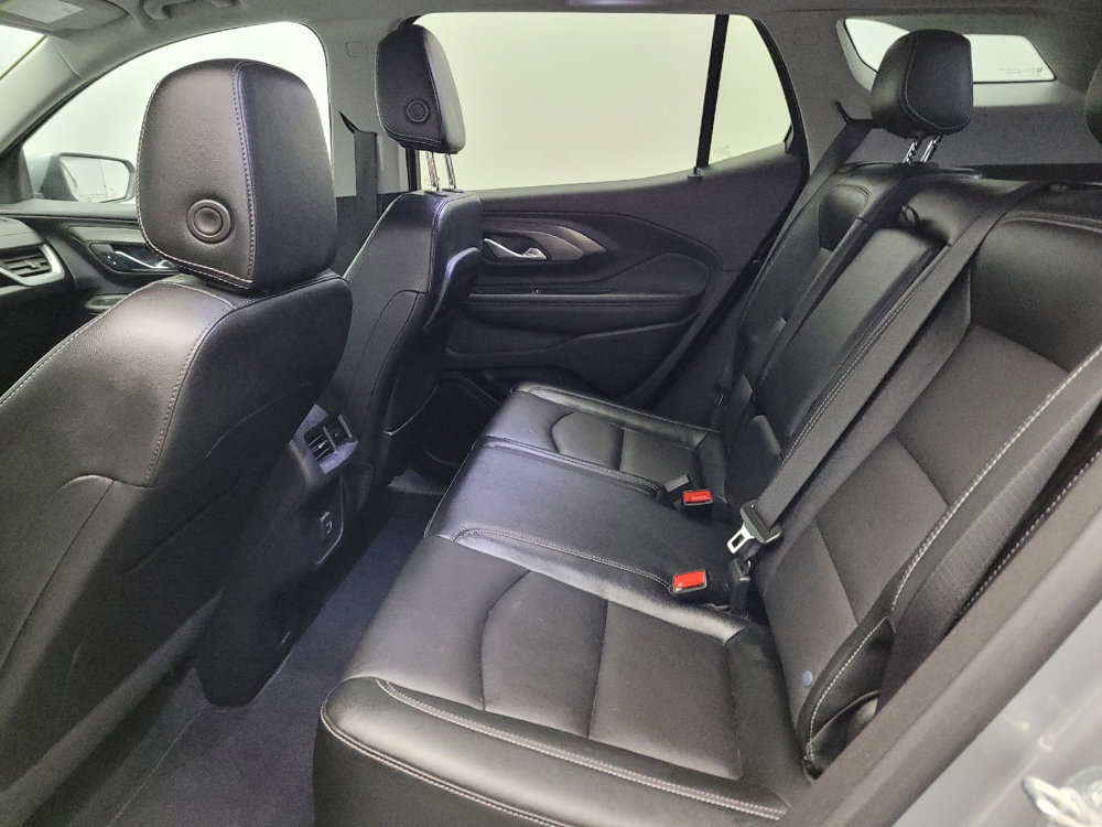 Used 2023 GMC Terrain SLT image 18