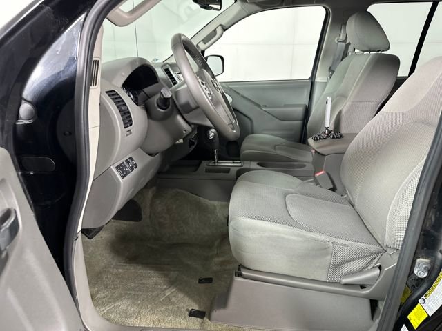 Used 2016 Nissan Frontier SV w/ SV Value Truck Package image 11