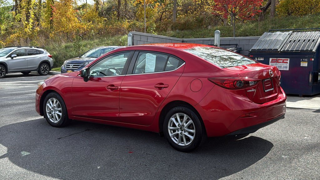 Used 2017 MAZDA MAZDA3 Sport w/ Preferred Equipment Package FWD image 6