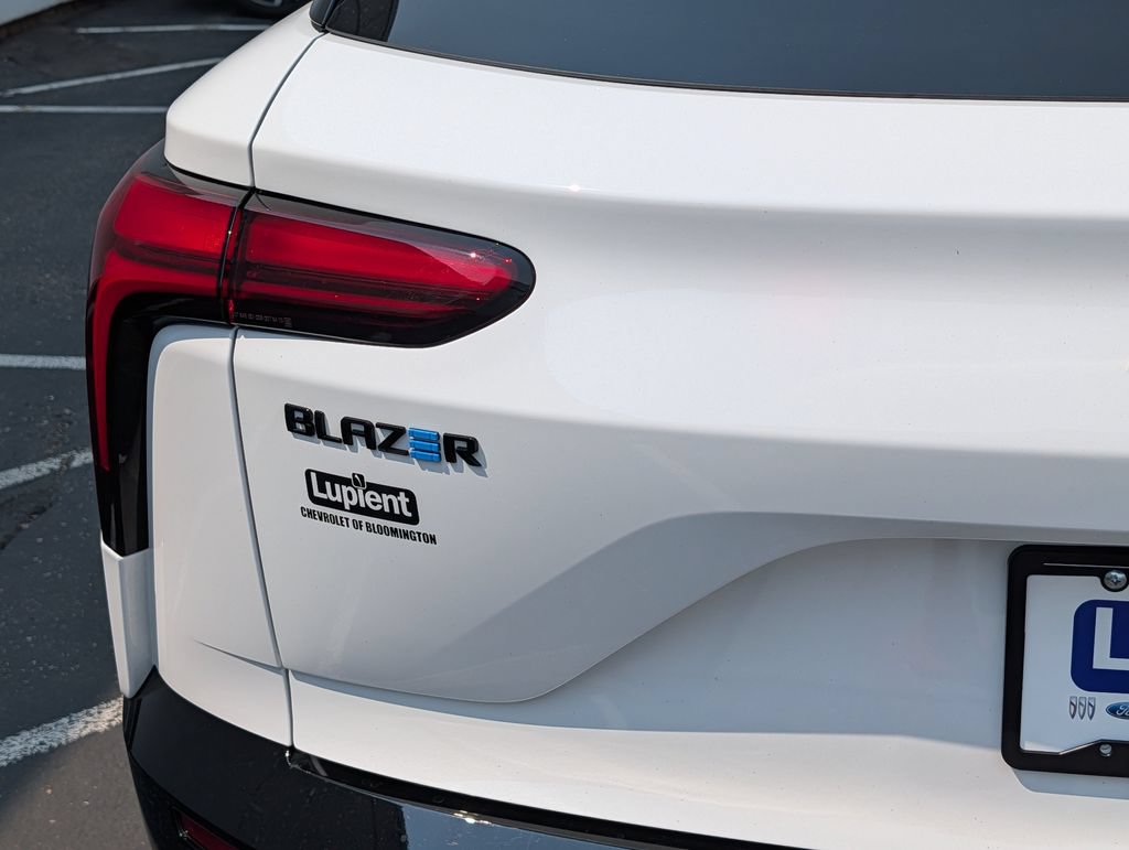 Used 2024 Chevrolet Blazer EV RS AWD/4WD image 5