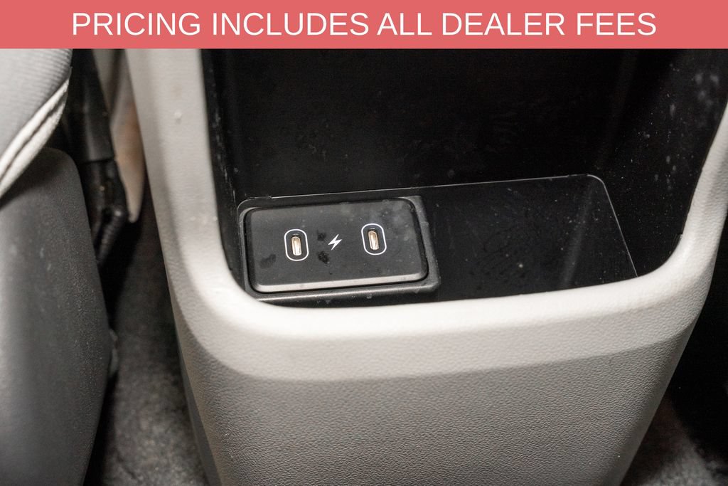 Used 2025 Hyundai Kona SEL FWD image 7