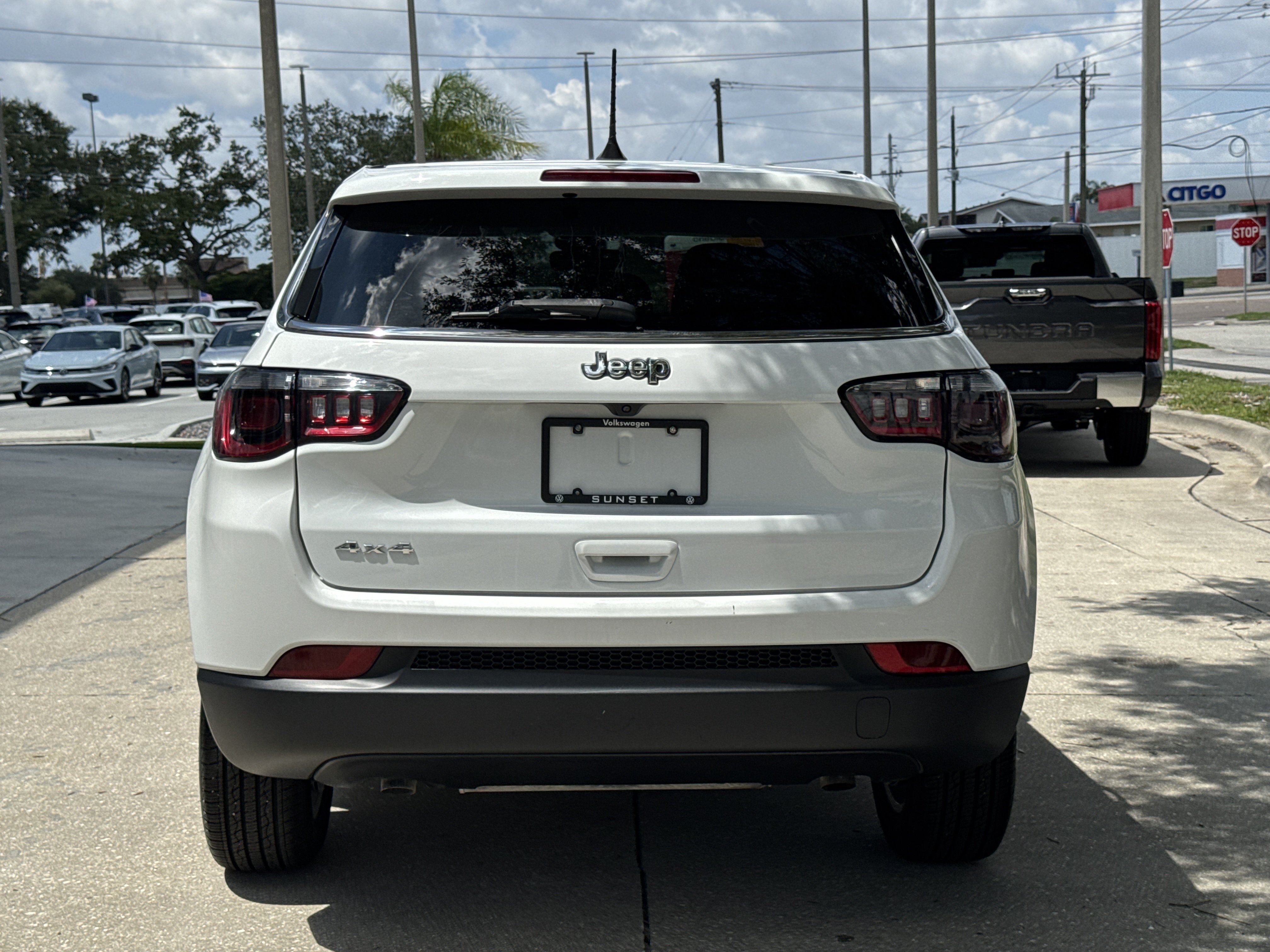 Used 2023 Jeep Compass Sport AWD/4WD image 5