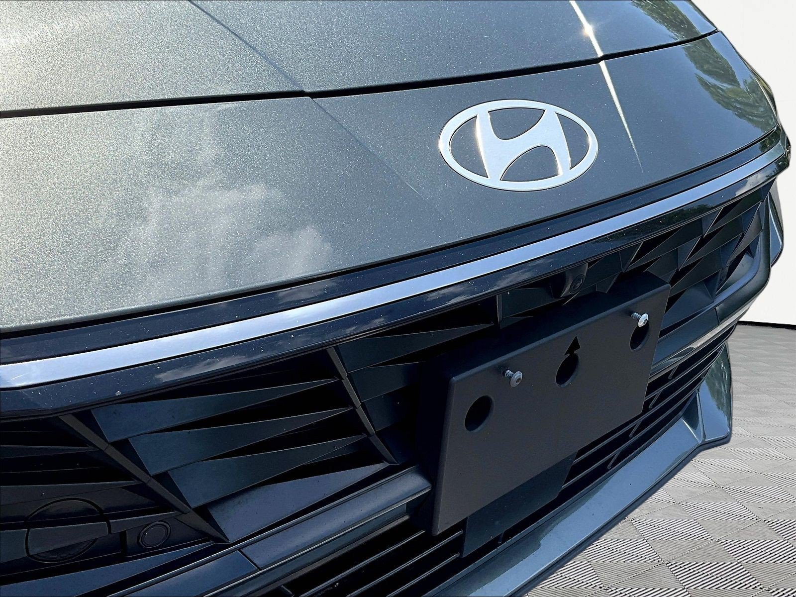 Used 2024 Hyundai Elantra Limited FWD image 33