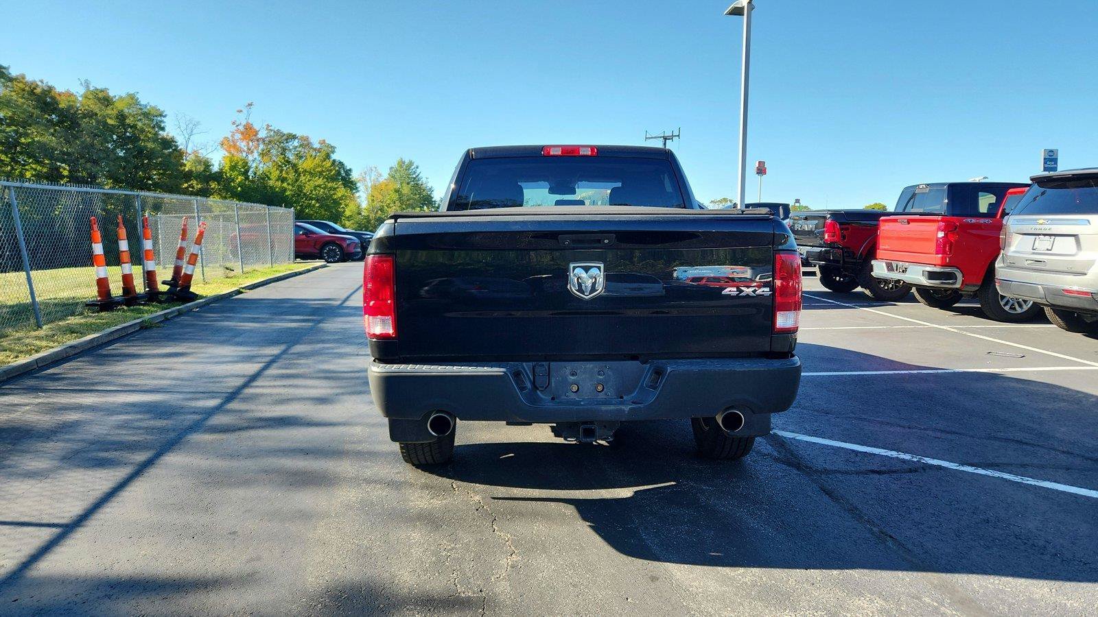 Used 2016 RAM 1500 Express AWD/4WD image 7