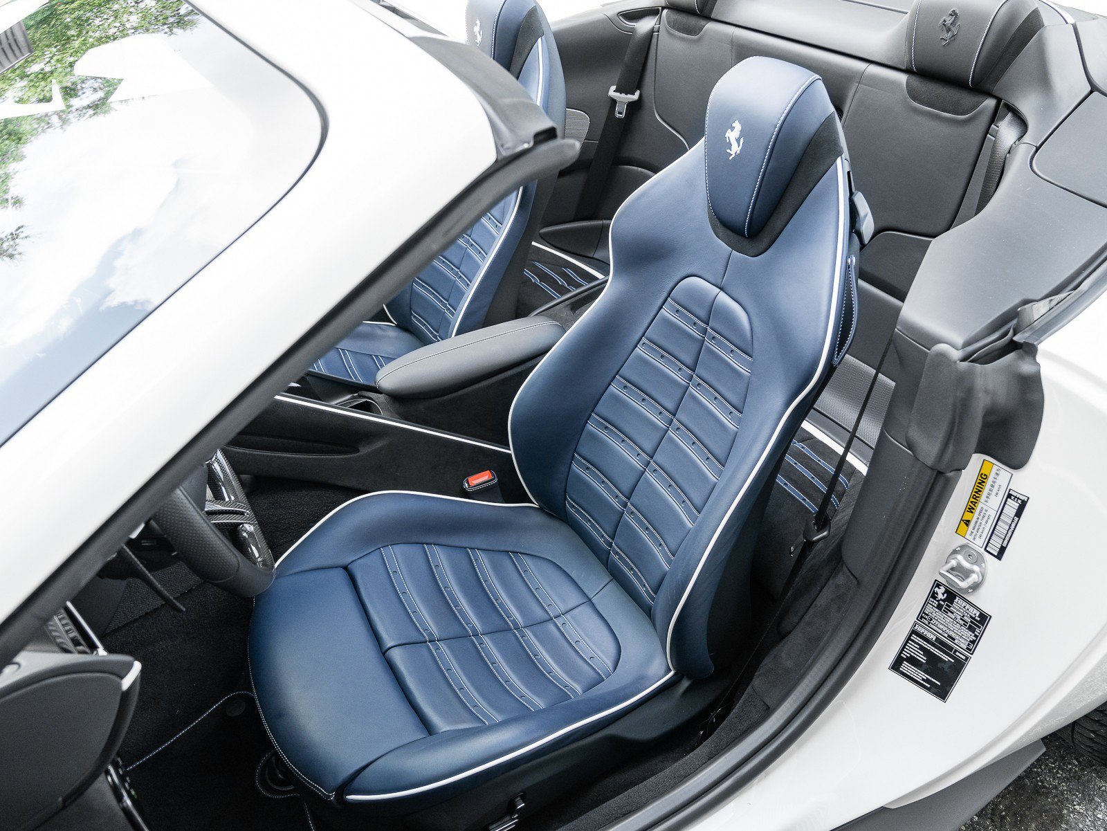 Used 2024 Ferrari Roma Spider image 8