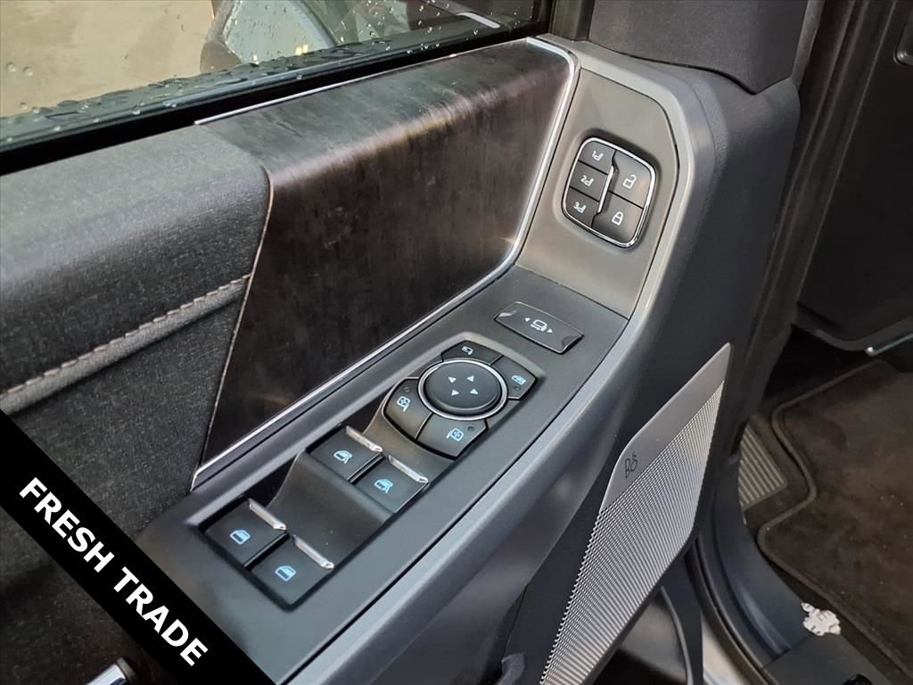 Used 2023 Ford F250 Lariat w/ Lariat Ultimate Package AWD/4WD image 26