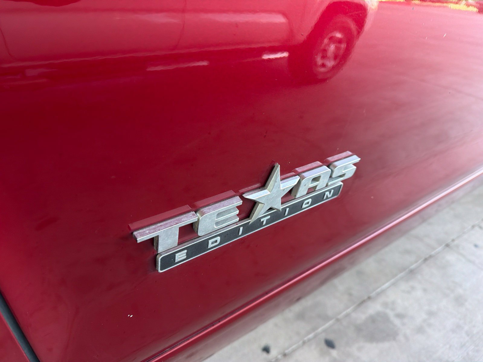 Used 2018 Chevrolet Silverado 1500 LT w/ Texas Edition AWD/4WD image 4