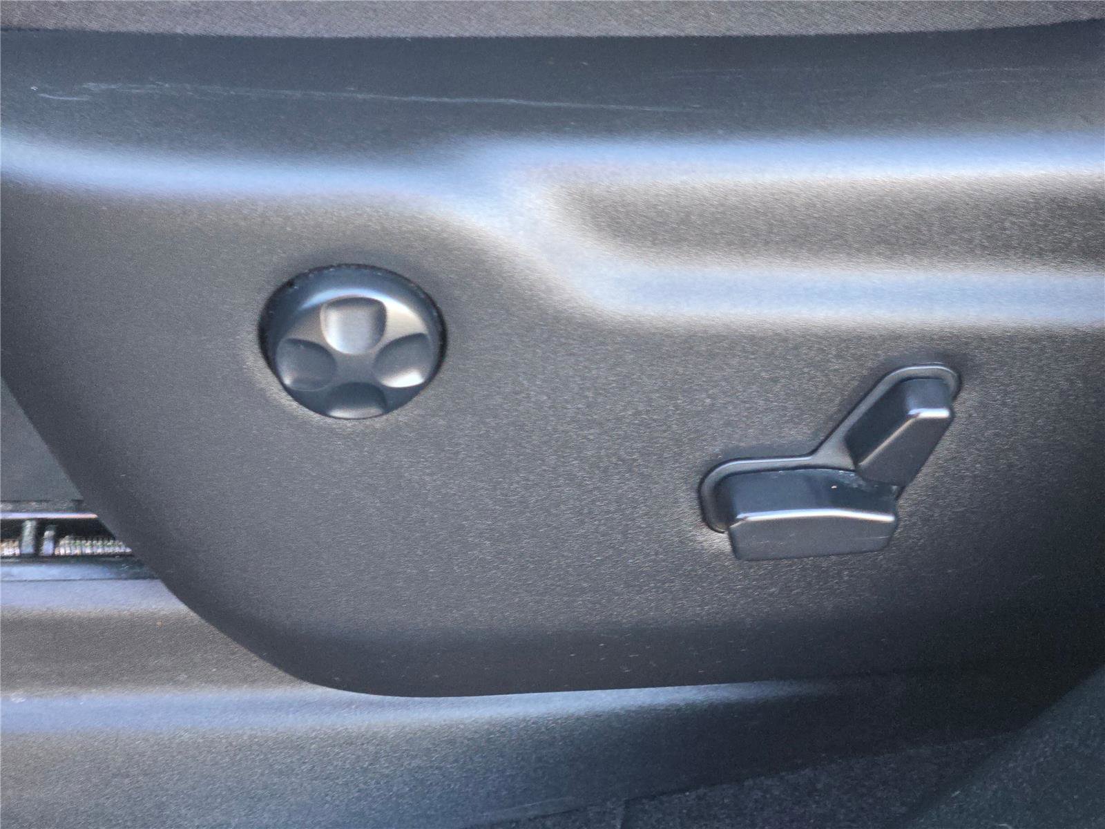 Certified 2023 Dodge Durango GT image 27