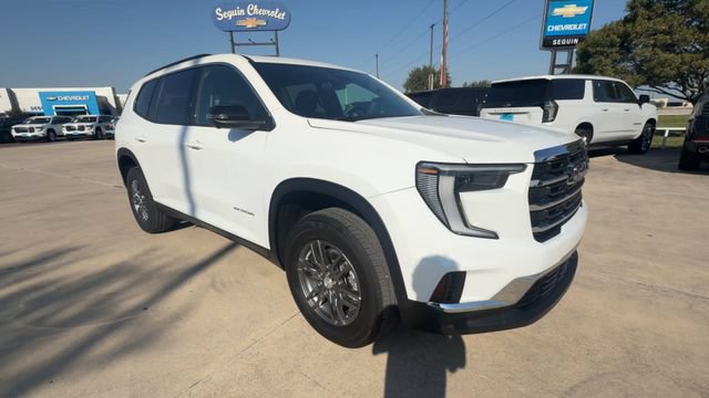 Certified 2025 GMC Acadia Elevation FWD image 2