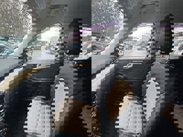 Used 2022 Ford Escape Titanium w/ Titanium Elite Package image 20