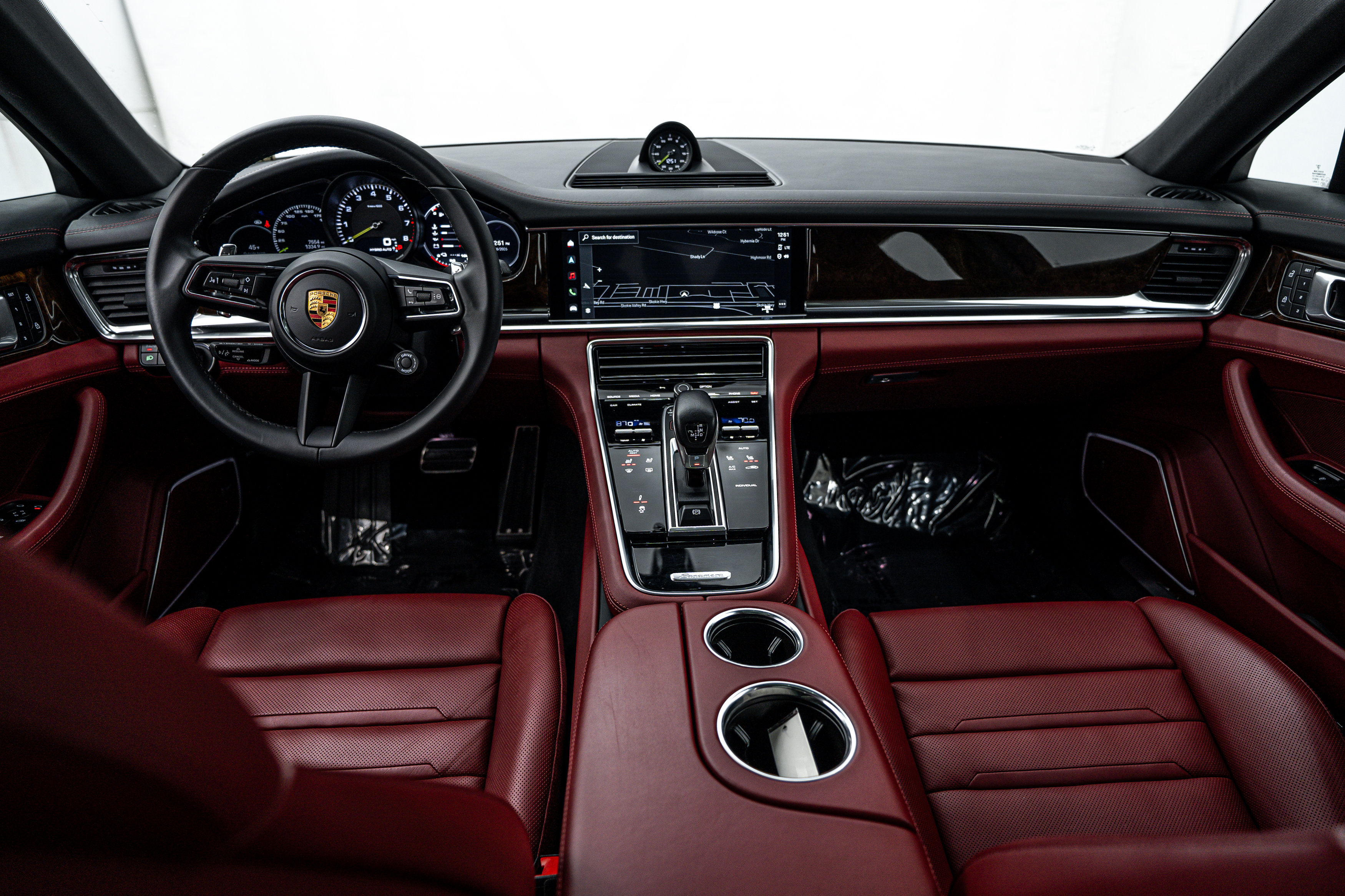 Used 2022 Porsche Panamera 4 image 24