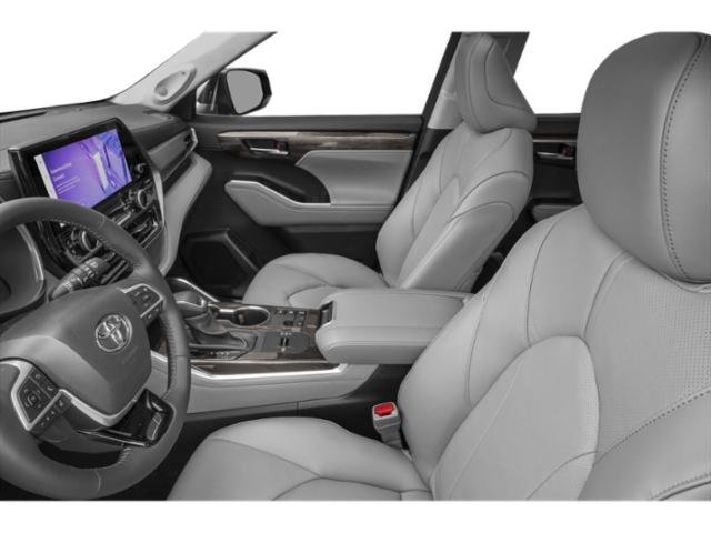 New 2026 Toyota Highlander Limited AWD/4WD image 11