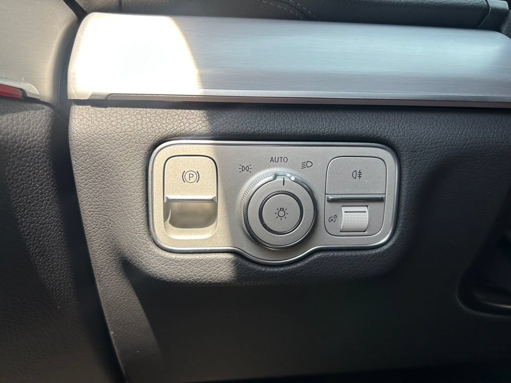 Used 2025 Mercedes-Benz GLS 450 4MATIC image 68