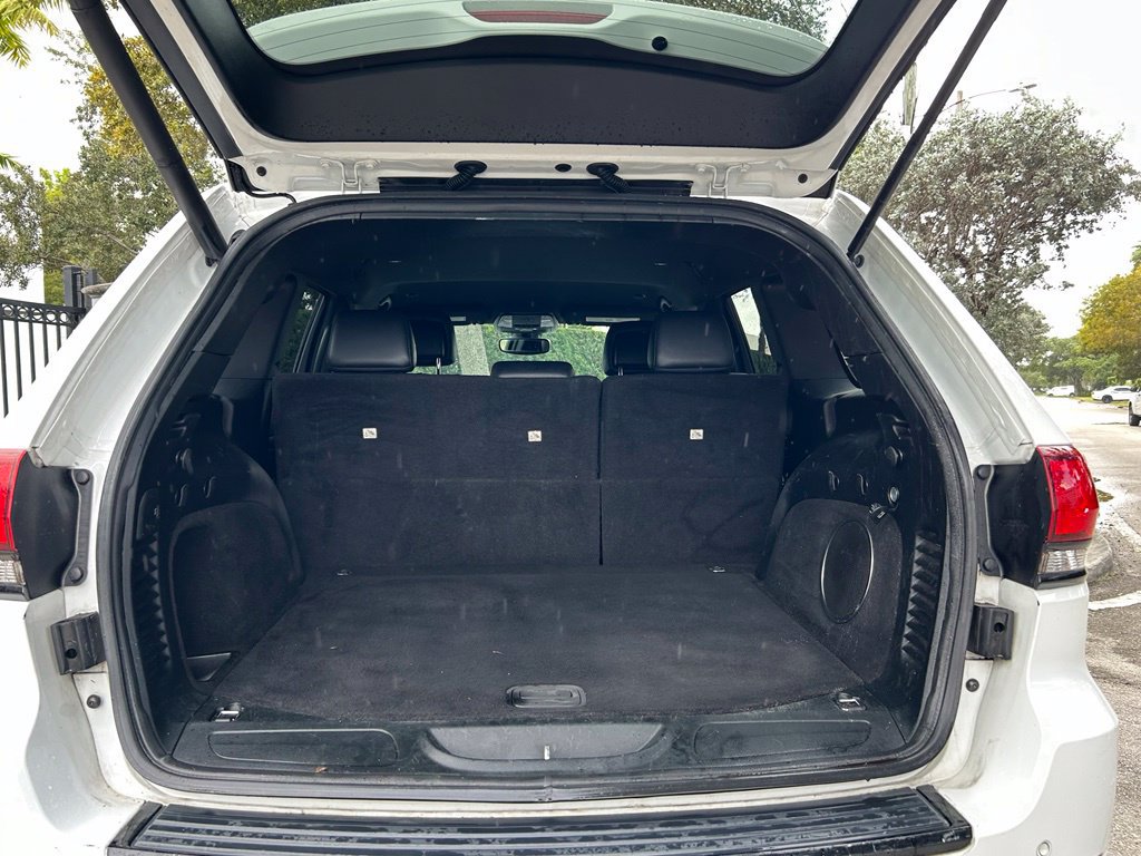 Used 2018 Jeep Grand Cherokee Altitude AWD/4WD image 34